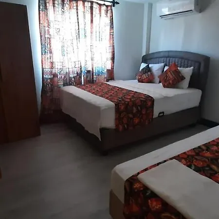 White Country Boutique 3*