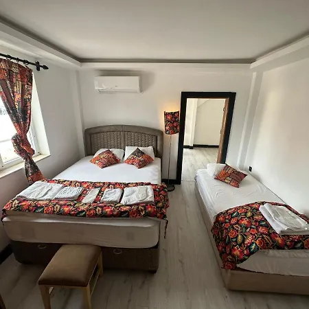 White Country Boutique Отель 3*