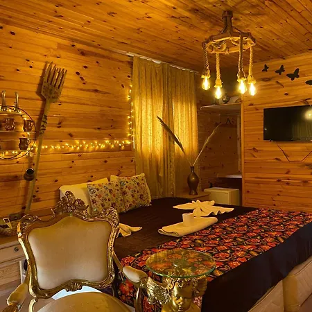 White Country Boutique Отель