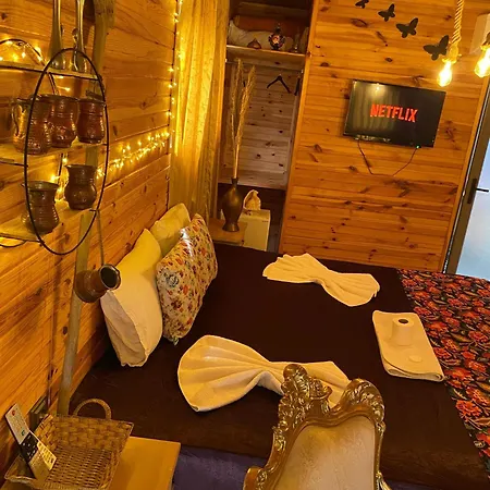 White Country Boutique Отель 3*