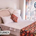White Country Boutique 3*