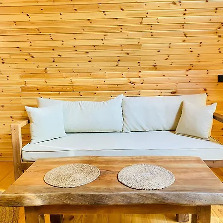 White Country Boutique