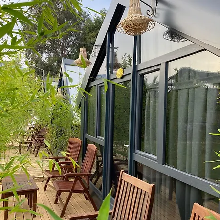 White Country Boutique 3*