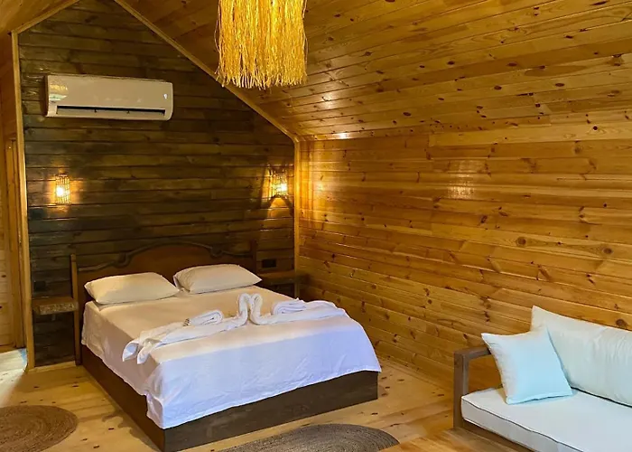 White Country Boutique Отель