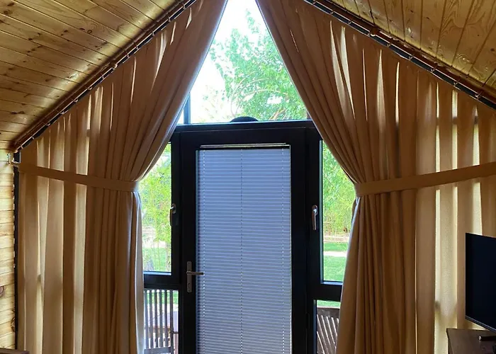 White Country Boutique Отель 3*