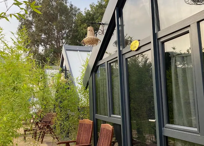 White Country Boutique Отель 3*