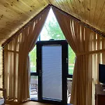 White Country Boutique Hotell 3*