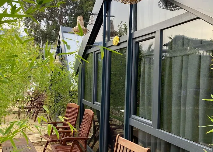 White Country Boutique 3*